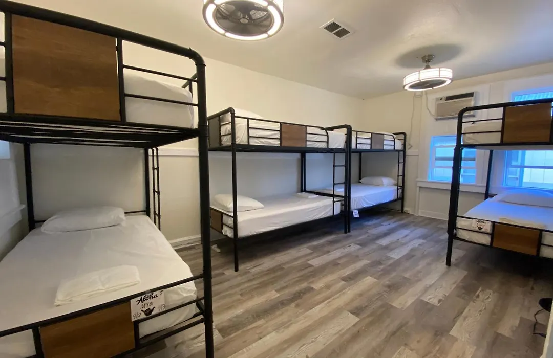 Howzit Hostels-1